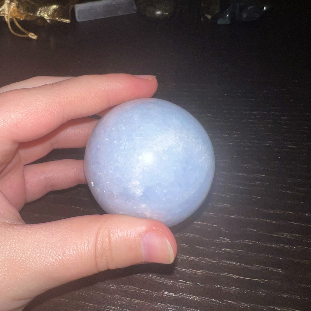 Medium Blue Calcite Sphere Crystal ๐ฎ - Picture 3 of 3